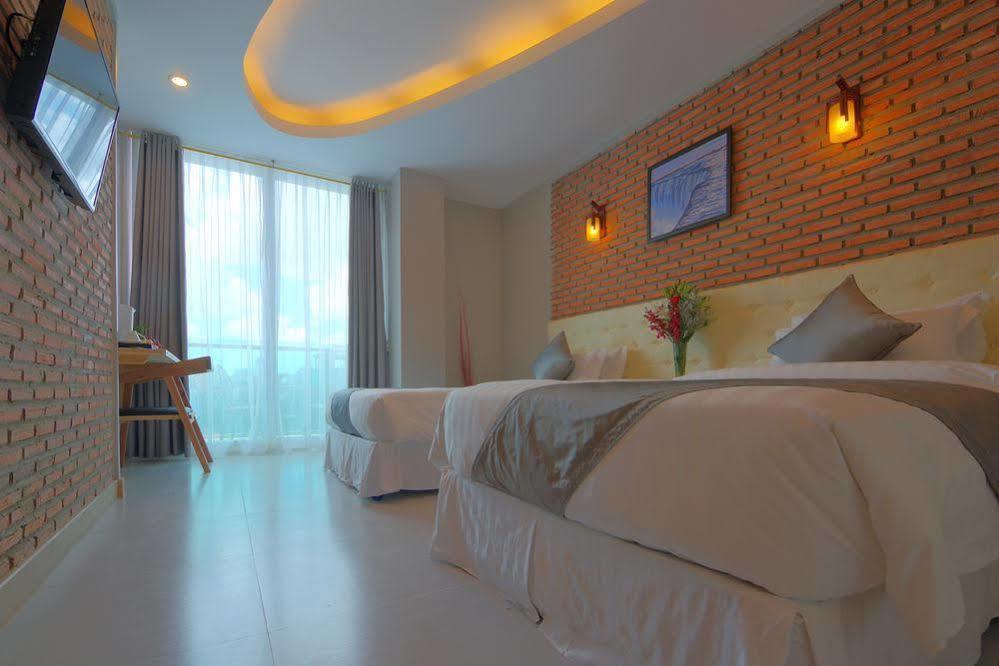 Colina Sky Hotel 金边 外观 照片