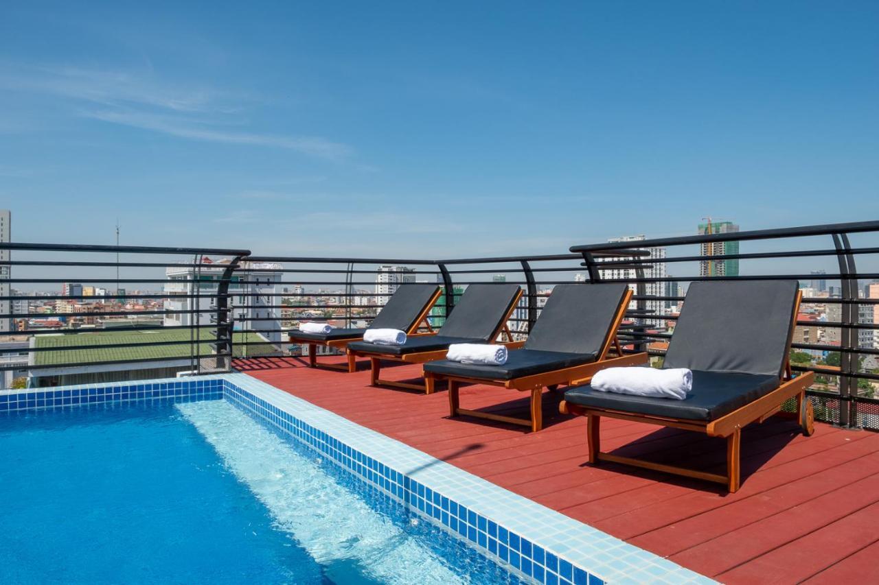 Colina Sky Hotel 金边 外观 照片