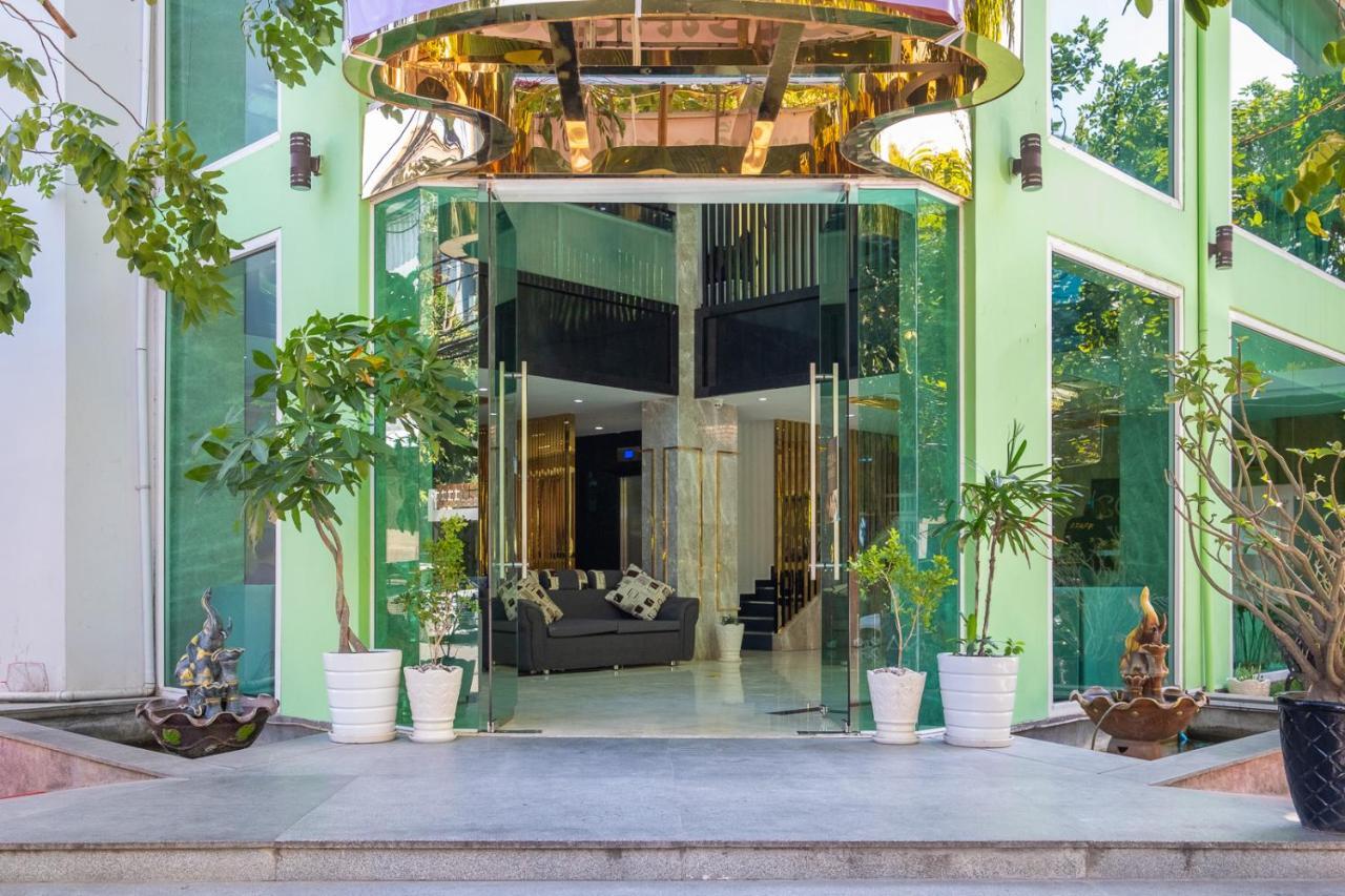 Colina Sky Hotel 金边 外观 照片
